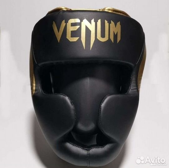 Боксерский шлем venum