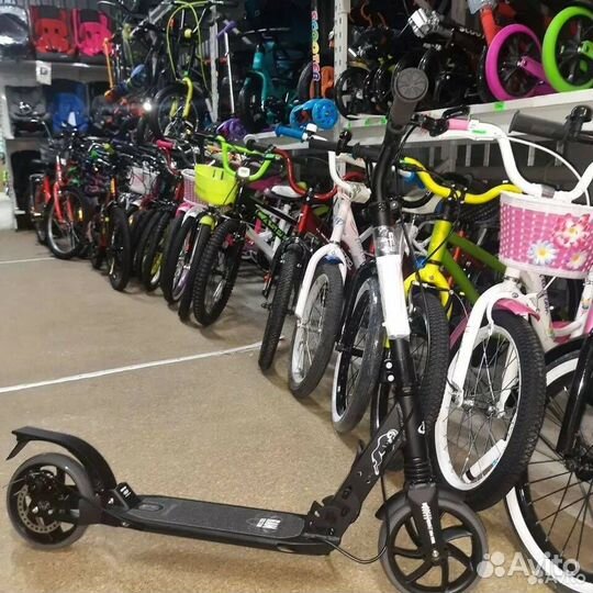 Самокат с дисковым тормозом