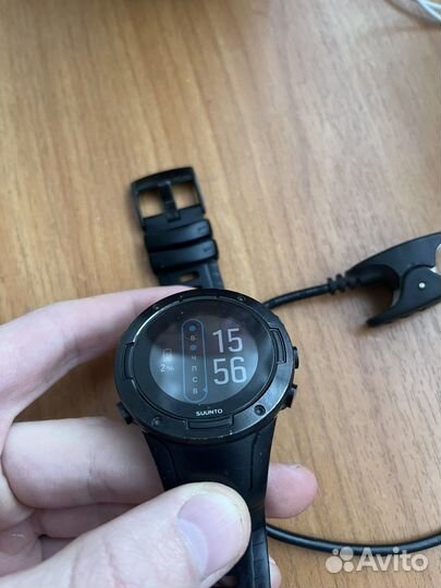 Спортивные часы suunto 5