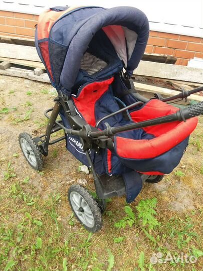 Прогулочная коляска