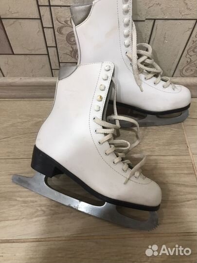 Коньки фигурные