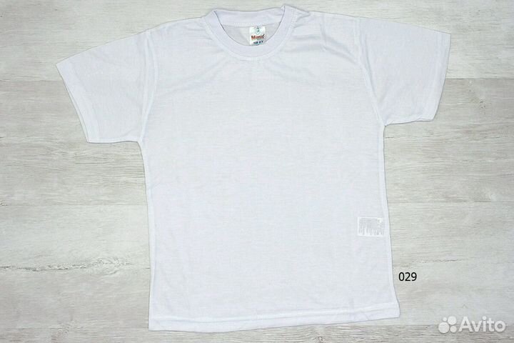 Белые футболочки для девочек и мальчиков