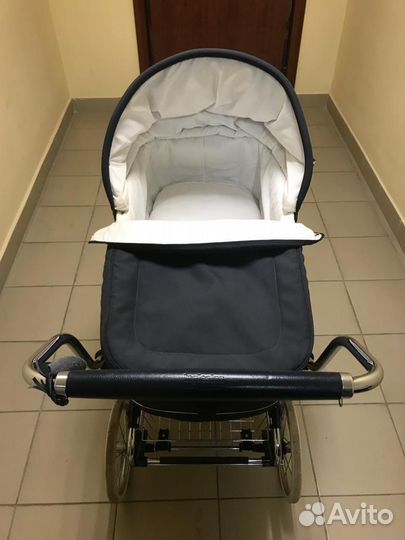 Коляска Inglesina Vittoria на шасси comfort