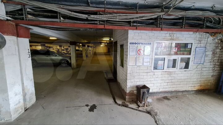 Машиноместо, 15 м²