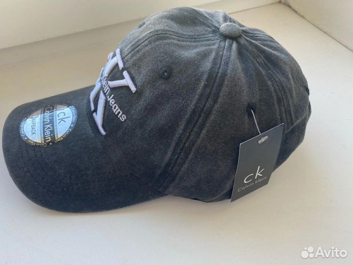 Бейсболка Calvin Klein