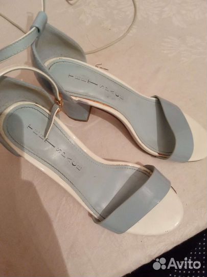 Босоножки