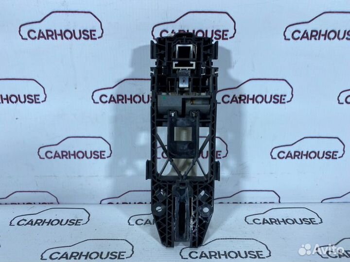 Ручка двери внешняя задняя правая Volkswagen