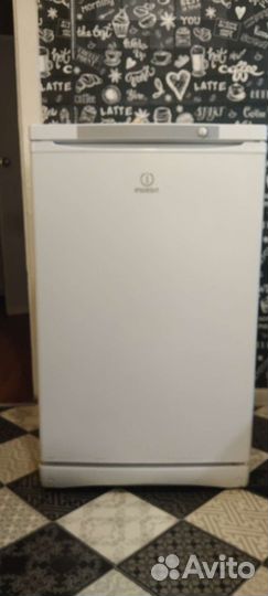 Морозильная камера indesit 140,литров