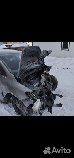 Volkswagen Golf Plus 1.6 МТ, 2010, битый, 240 000 км