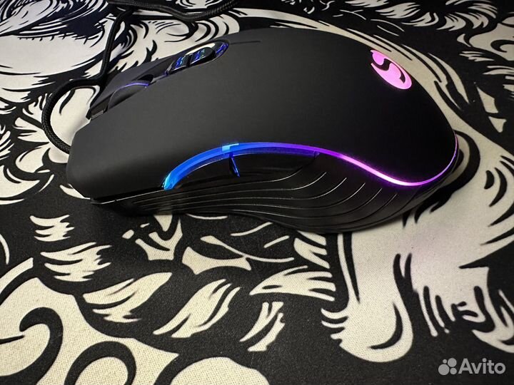 Игровая мышь новая