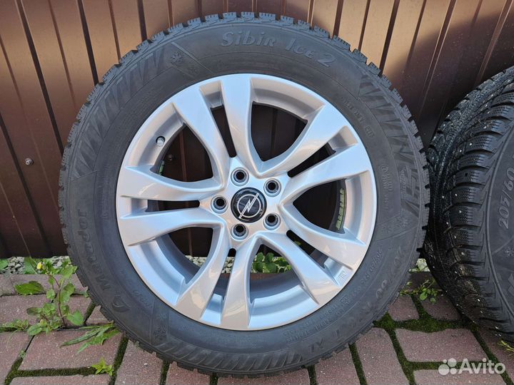 R16 комплект резины Opel Astra J