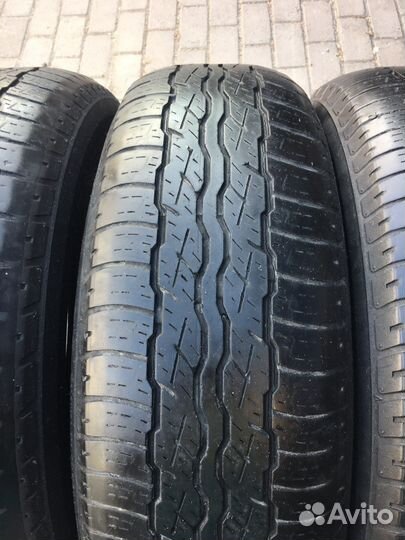 Bridgestone Dueler H/T 687 225/65 R17