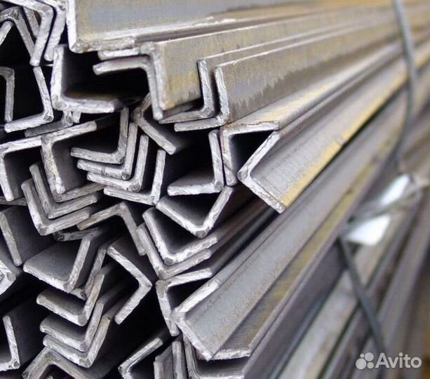 Уголок металлический 63 UM-9545