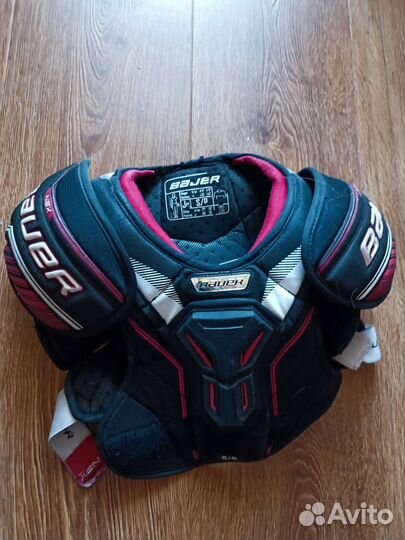 Нагрудник хоккейный