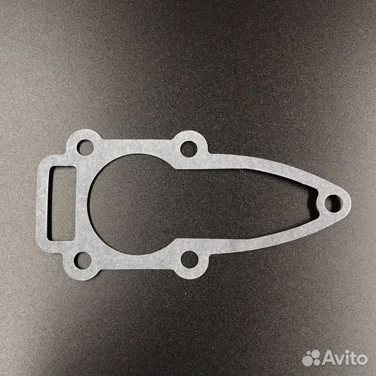 Прокладка под основание помпы охлаждение Tohatsu 8