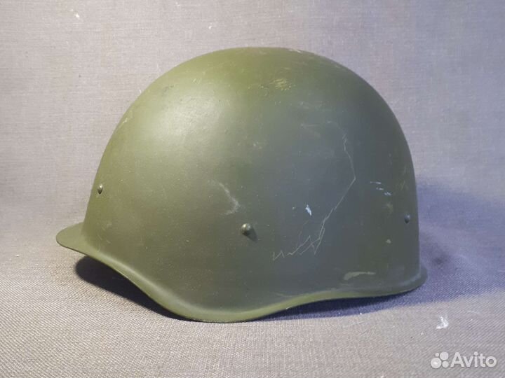 Каска армейская р-2