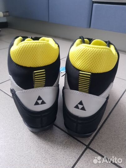 Лыжные ботинки fischer