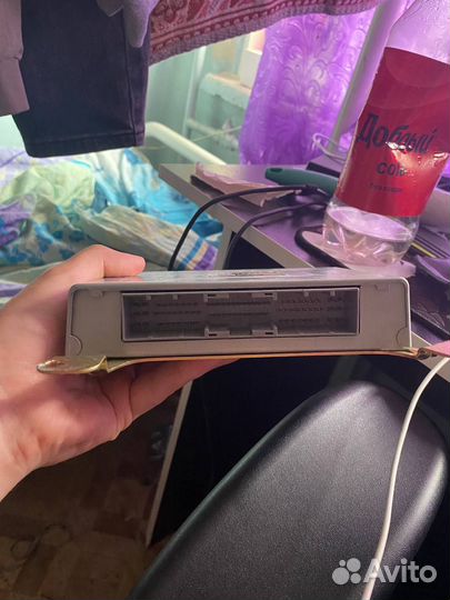 Блок управления двигателем Nissan Tino