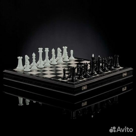 Шахматы Стаунтон фаворит черно белые