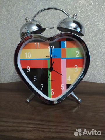 Часы - будильник Momento
