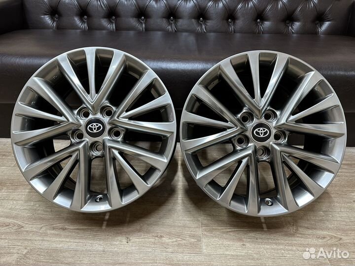 Новые диски R17 5-114.3 toyota