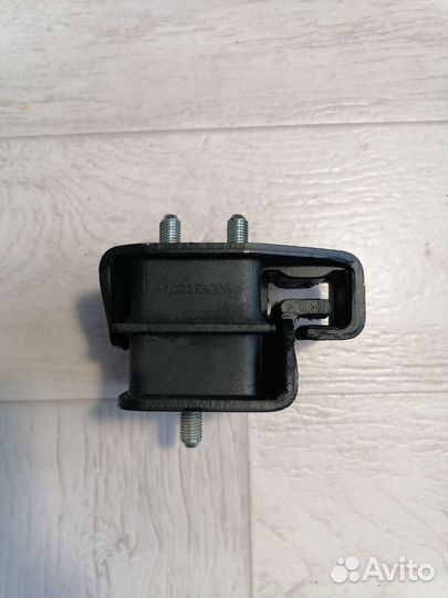 Опора/подушка двигателя передняя Subaru