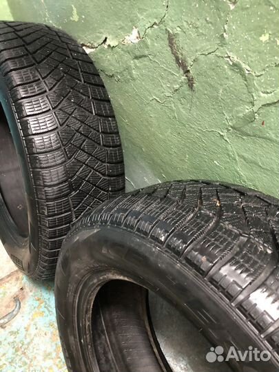 Pirelli Ice Zero 215/60 R17 100T