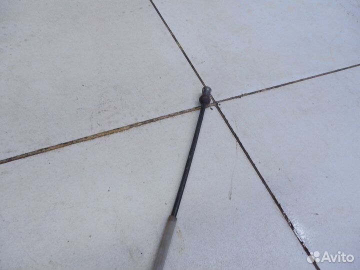 Трос стояночного тормоза Fluence 2010