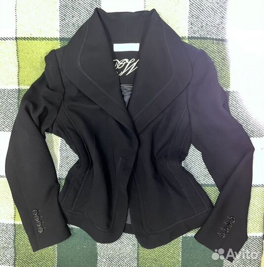 Куртки, жакеты