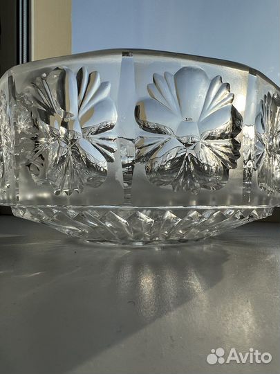 Ваза хрустальная