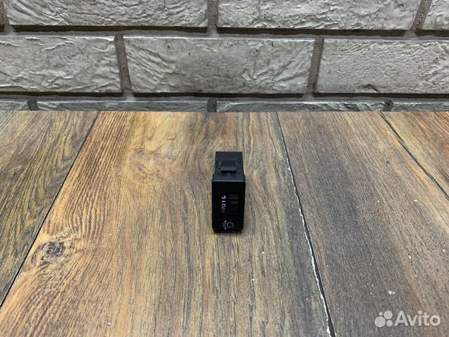 Peugeot 408 Кнопка корректора фар