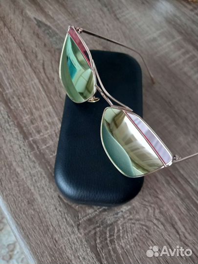 Солнцезащитные очки