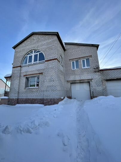 Коттедж 206,3 м² на участке 15 сот.