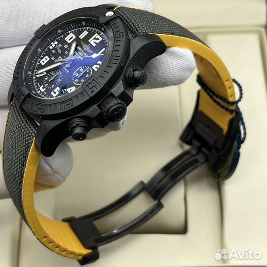 Breitling avenger hurricane 45