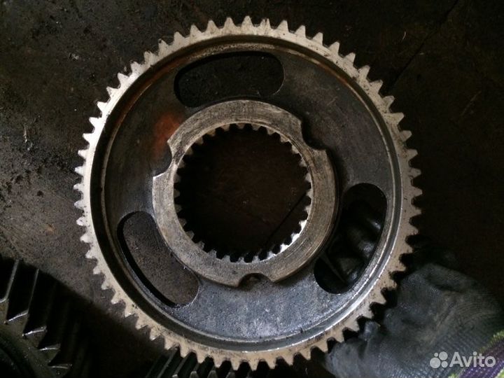 Шестерня Scania