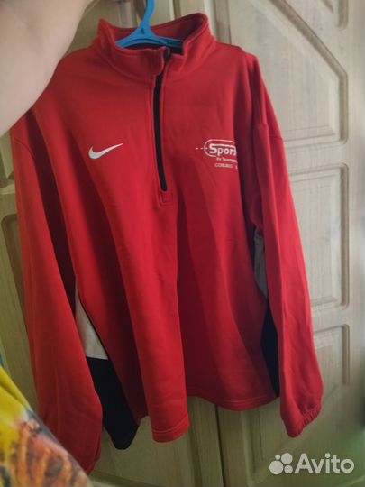 Продам кофту nike