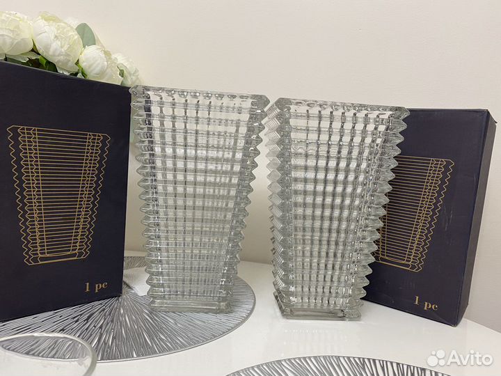 Ваза бакарат