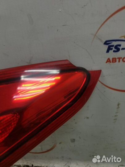 Фонарь задний правый Ford Focus 3 хетчбек 1.6 pnda