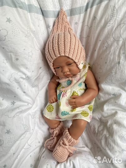 Подарок для новорожденного набор Чепчик Пинетки