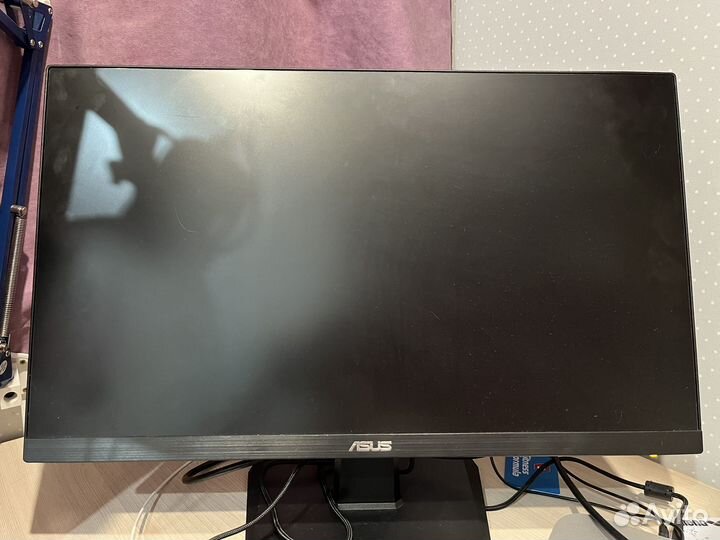 Монитор Asus