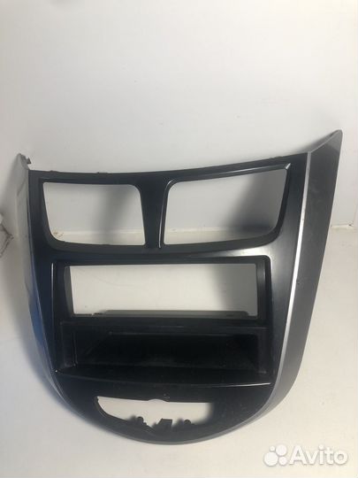 Рамка магнитолы solaris 1/1 рестайлинг