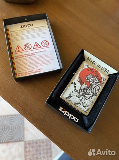 Бензиновая зажигалка zippo