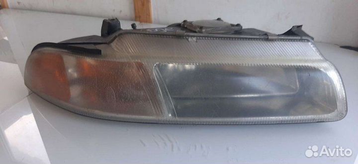 Фара передняя правая Dodge Stratus 1 6G73 2.5 2000