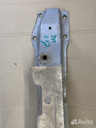 Задний усилитель бампера Mazda CX-7