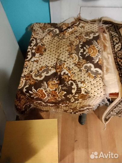 Пледы и покрывало бу