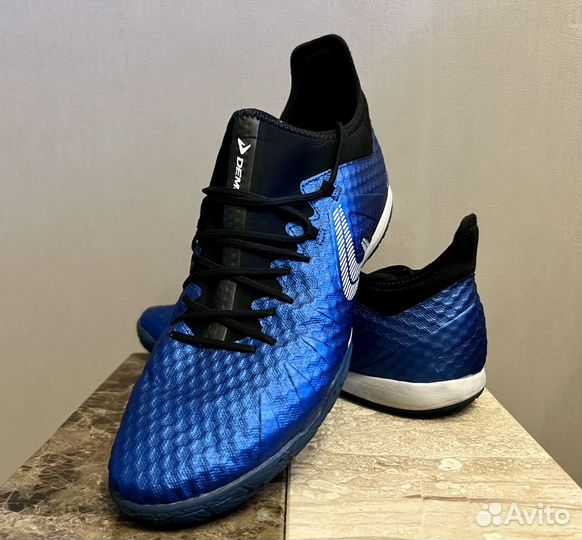 Кеды мужские для футбола в зале