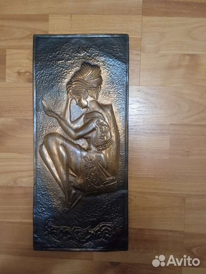 Чеканка панно СССР девушка с зеркалом