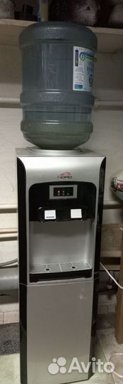 Кулер для воды бу