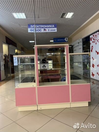 Торговый павильон, остров