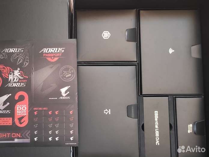 Материнская плата Gigabyte Z490 Aorus Xtreme